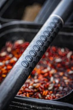 Guru Aventus F1 Landing Net Handle 2,7m -Hengelsport Winkel ab0ec9ff04971f36